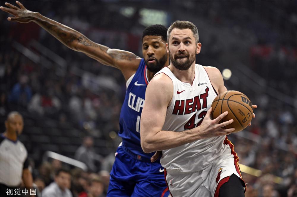 作为亚洲足 作为亚洲足