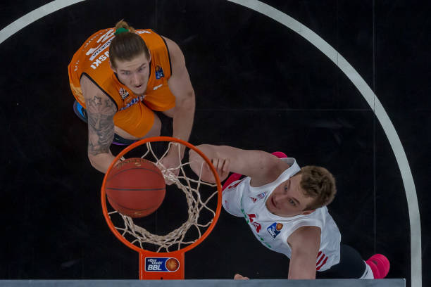 如果伊萨克 如果伊萨克