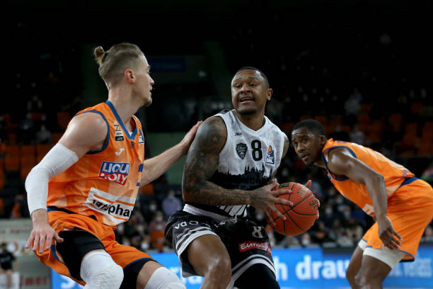 通过这些 通过这些